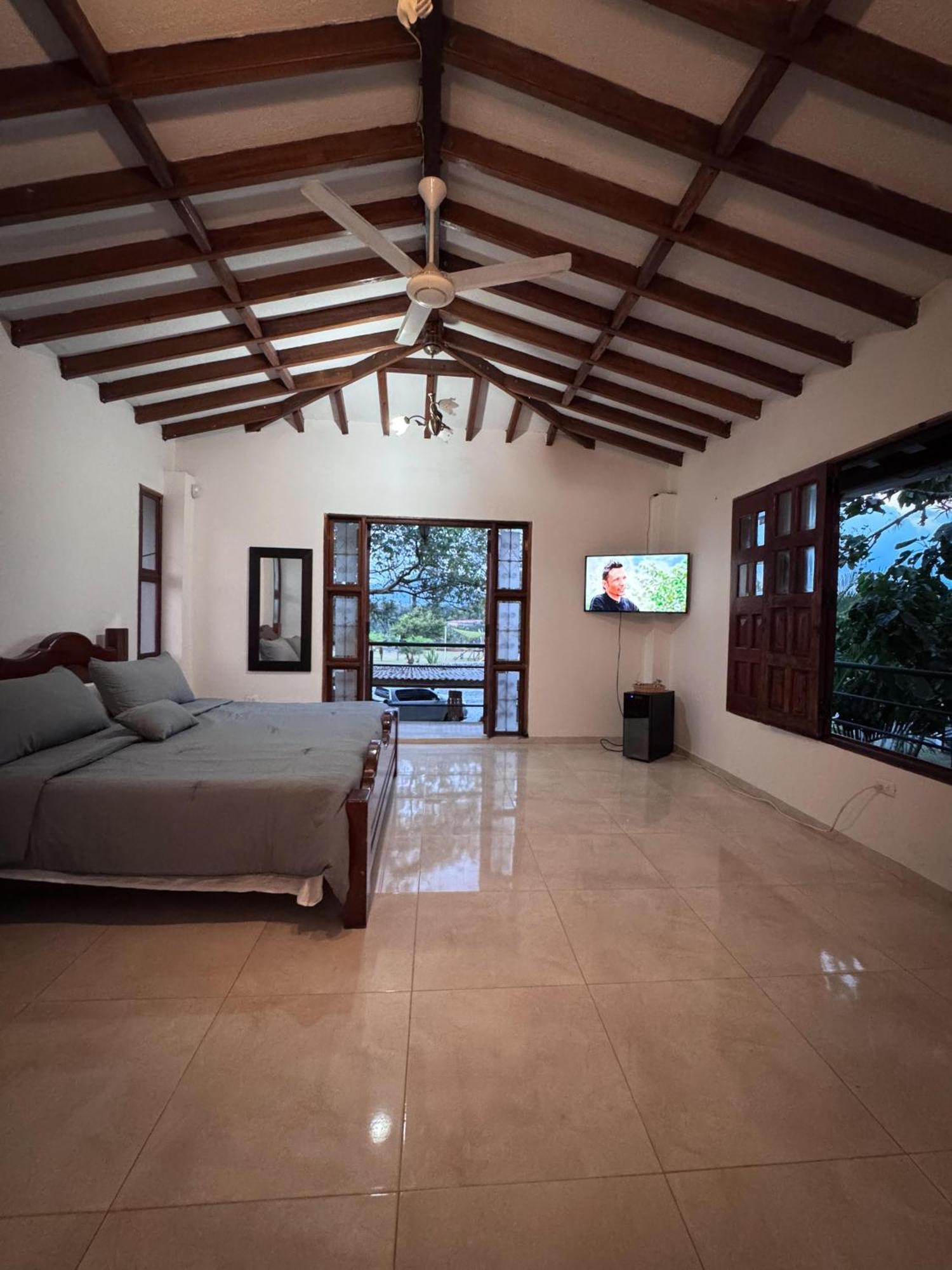 Ecoparadise Hotel Pereira Exterior photo